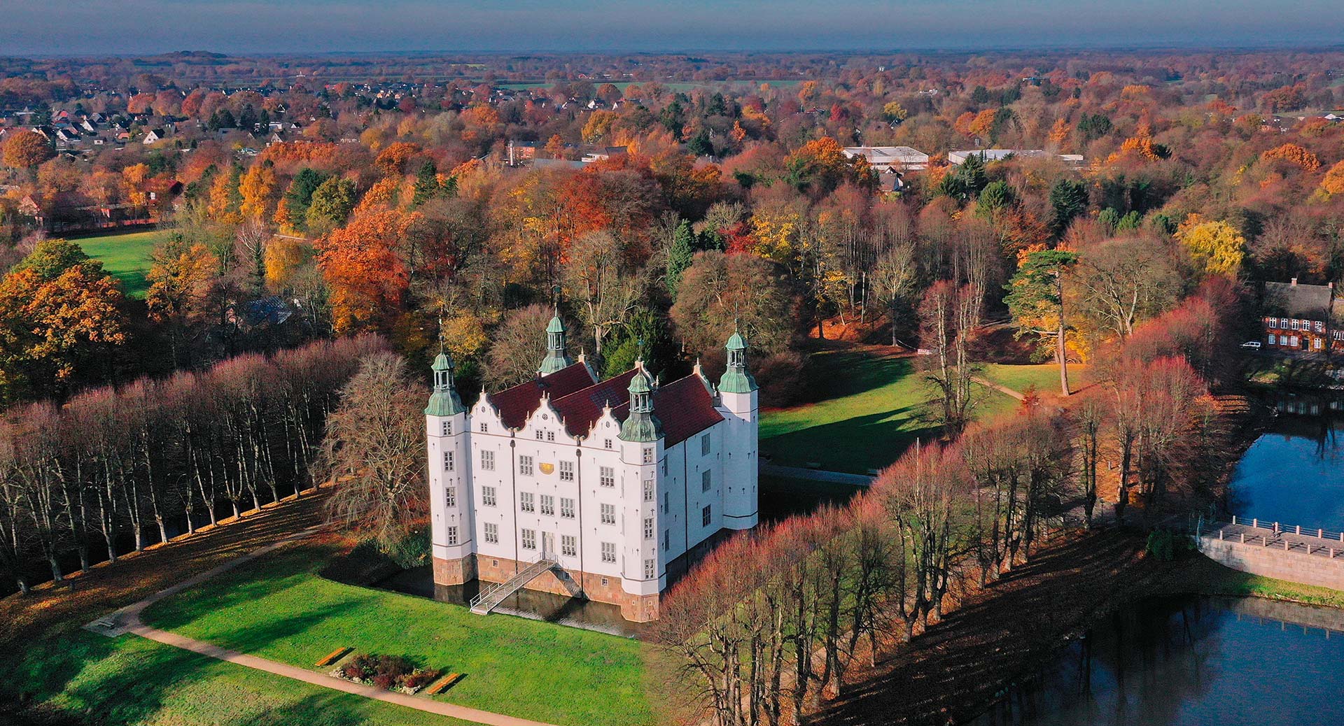 Hausmeisterservice, Gebäudereinigung, Gebäudeservice für Immobilieneigentümer und Hausverwaltungen in Ahrensburg