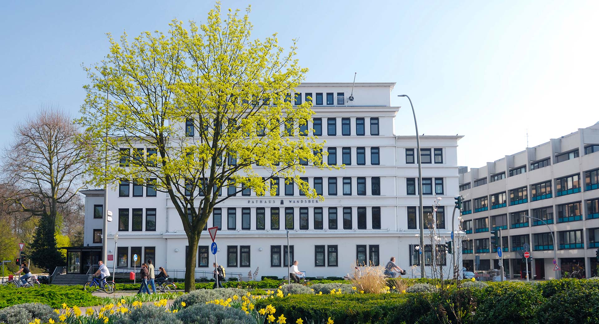 Hausmeisterservice, Gebäudereinigung, Gebäudeservice für Immobilieneigentümer und Hausverwaltungen in Hamburg-Wandsbek